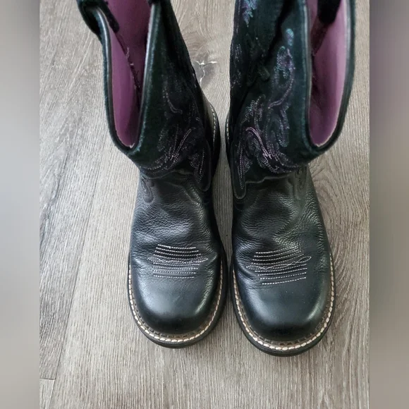 Black and Purple Ariat Leather Embroidered Women's Boots - Picture 11 of 12